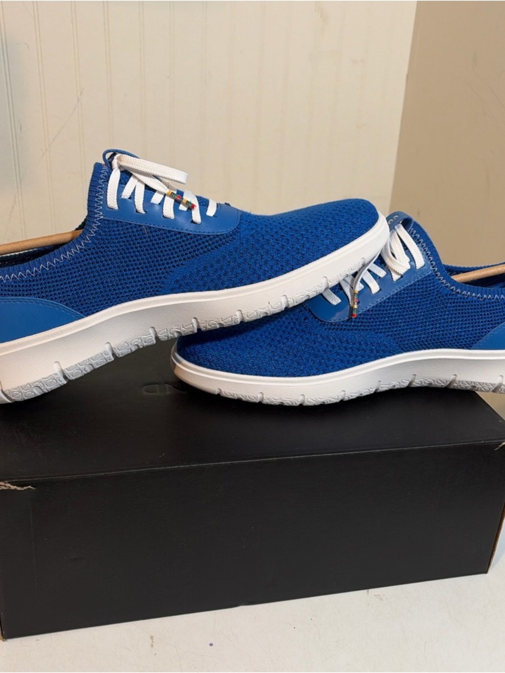 Cole Haan ZEROGRAND Men's Royal Blue Knit Lace-Up Sneakers with White Sole - Picture 5 of 9